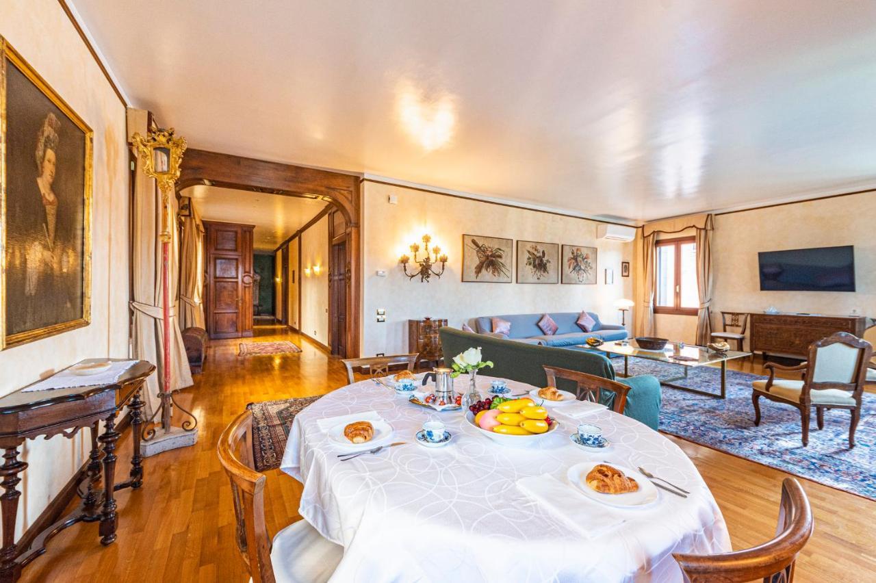 Ca' Pellegrini Luxury Grand Canal Venice Luaran gambar